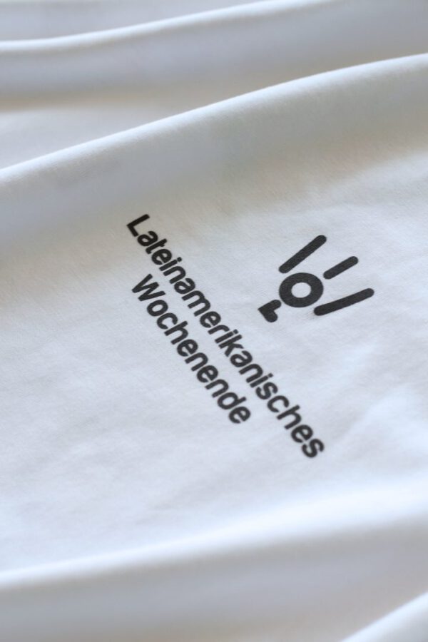 Lateinamerikanisches Wochenende_T- shirt_Weiß